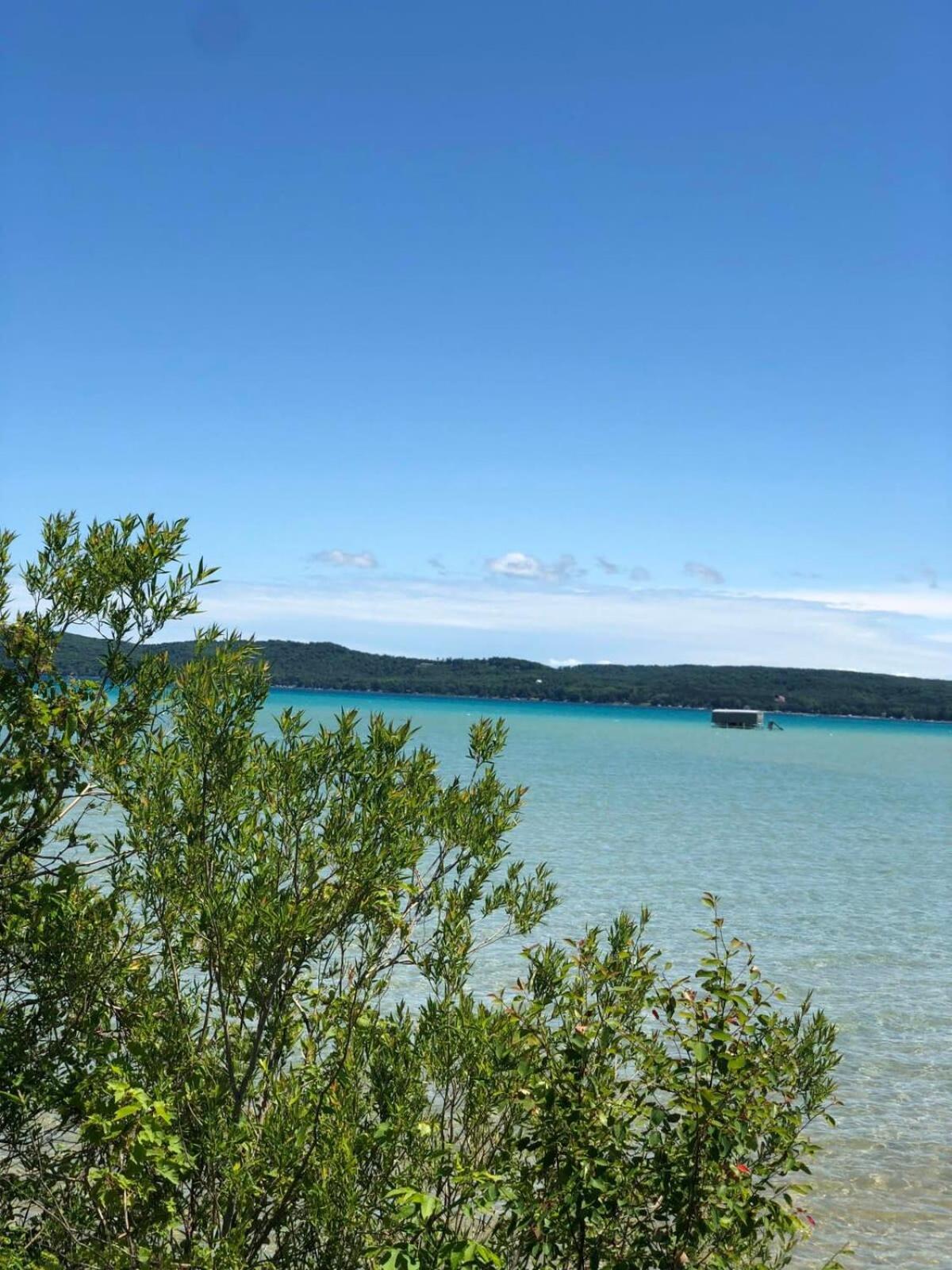 Location Location - Capri Condo 212 Traverse City Kültér fotó